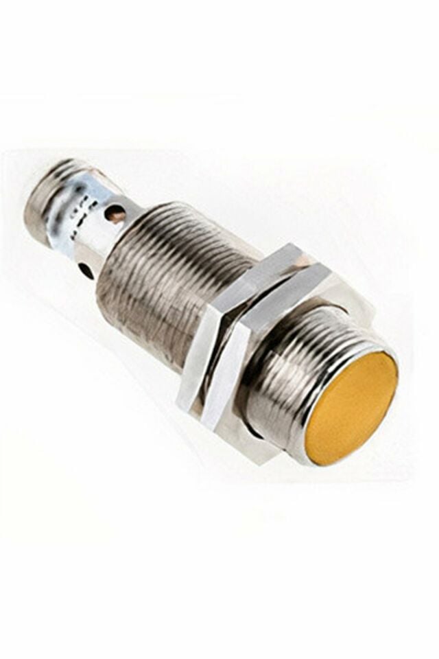 Momentum M18 Endüktif Sensör 8mm Düz Kafa PNP NO LM18-3005PAT